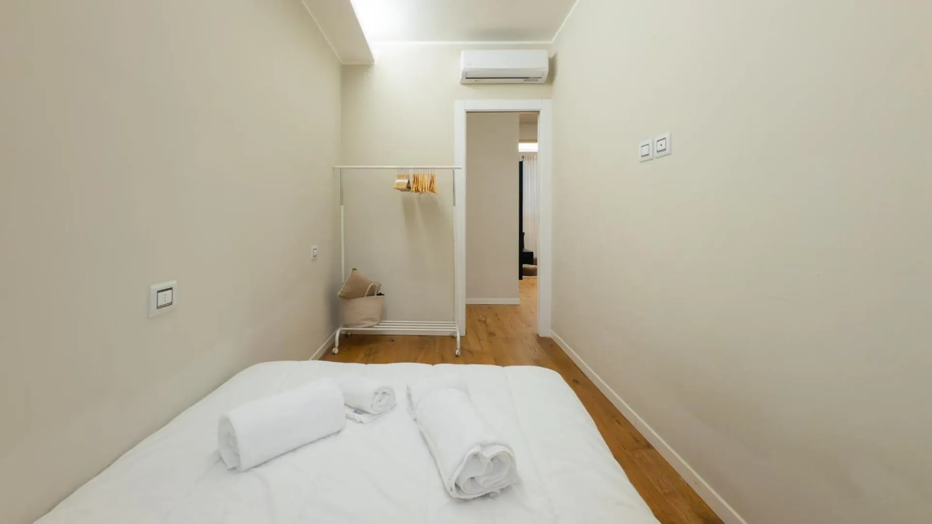 Ideal Rent - De Sanctis 61 Milan