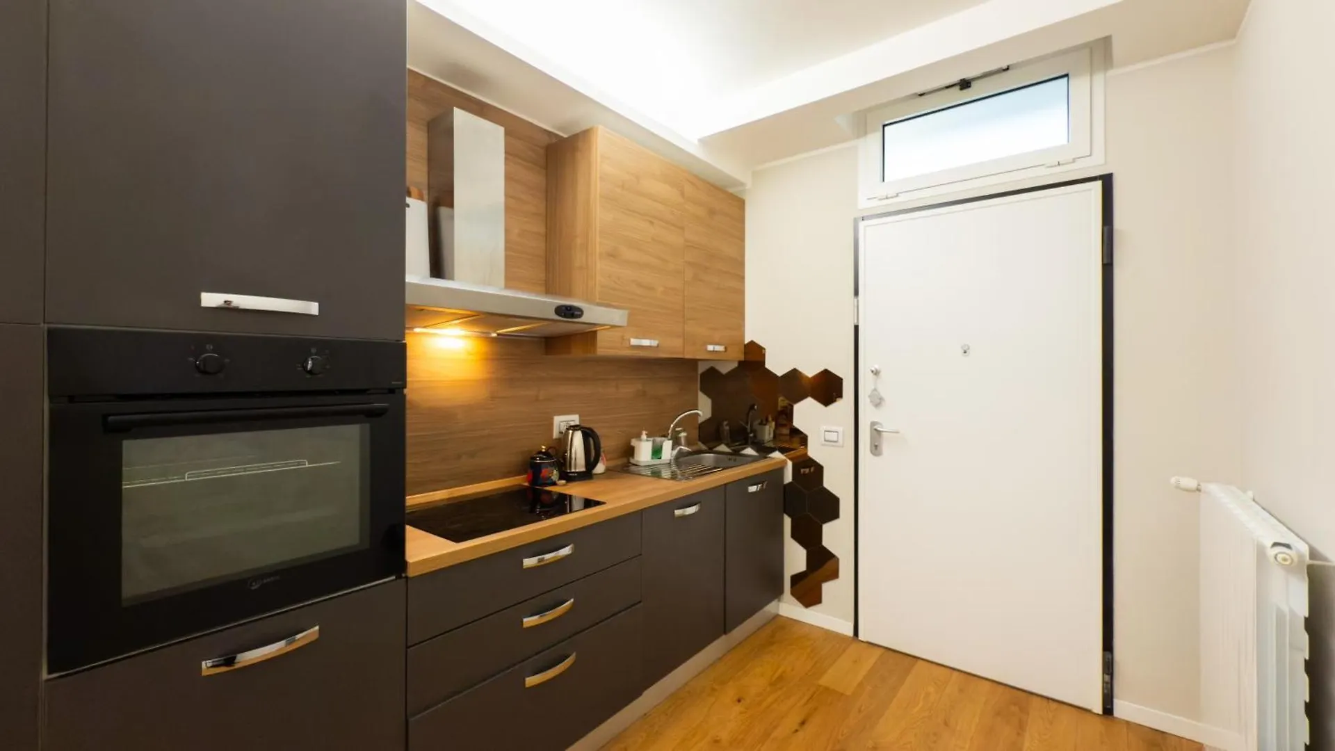 Apartment Ideal Rent - De Sanctis 61 Milan
