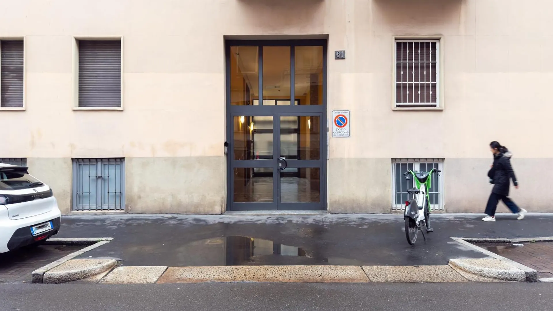 Ideal Rent - De Sanctis 61 Milan Italy
