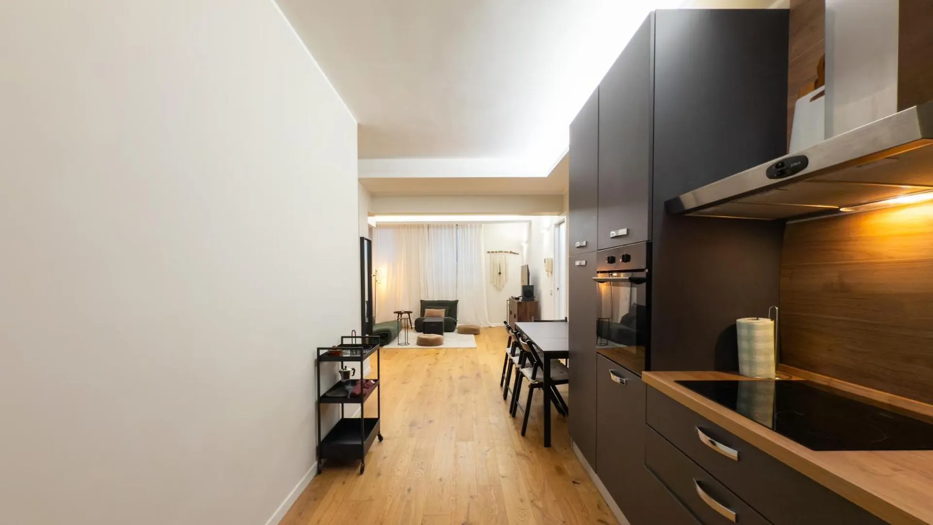 Apartment Ideal Rent - De Sanctis 61 Milan