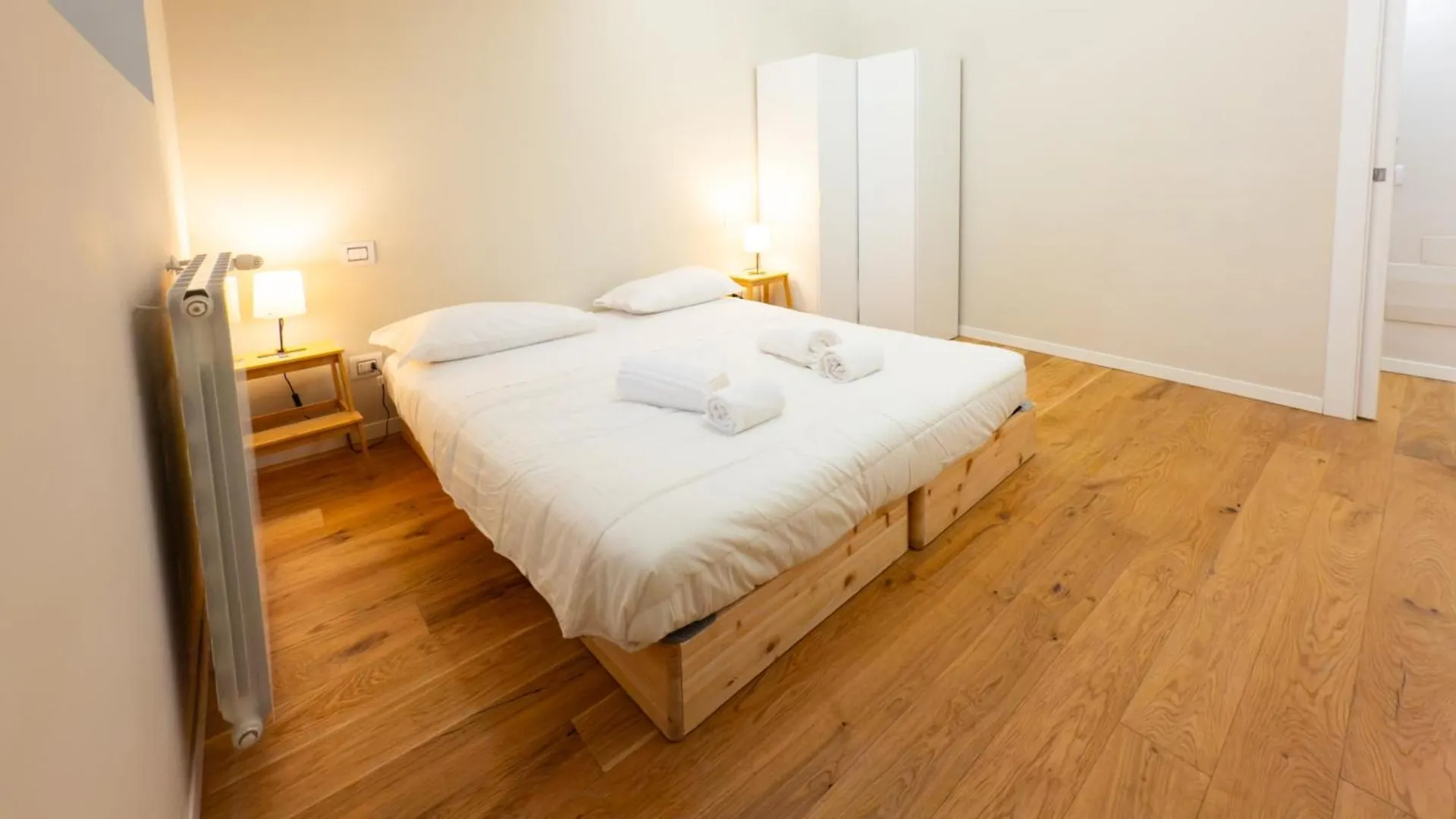 Apartment Ideal Rent - De Sanctis 61 Milan Italy